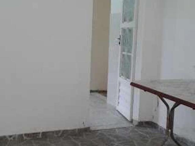 Casa / Sobrado para Locação em Mesquita/RJ Centro 2 Quartos
