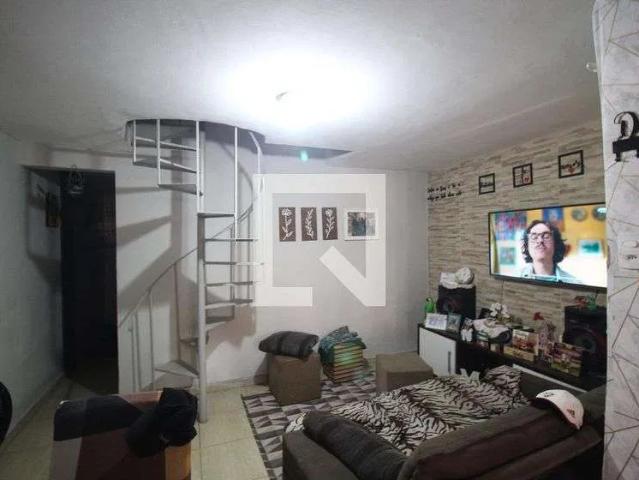 Casa / Sobrado para Locação em Mesquita/RJ Cosmorama 4 Quartos