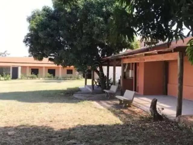 Casa / Sobrado para Locação em Mirassol/SP Centro 2 Quartos