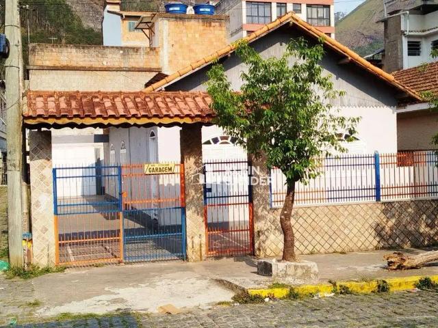 Casa / Sobrado para Locação em Nova Friburgo/RJ Olaria 3 Quartos
