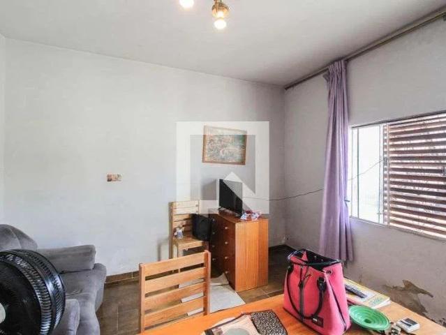 Casa / Sobrado para Locação em Nova Iguaçu/RJ Vila Nova 4 Quartos