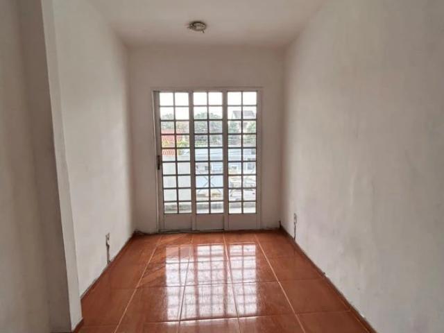 Casa / Sobrado para Locação em Nova Iguaçu/RJ Caonze 2 Quartos
