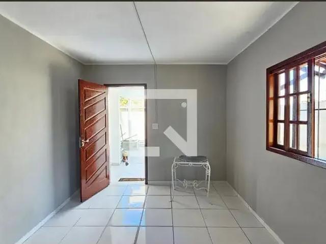 Casa / Sobrado para Locação em Nova Iguaçu/RJ Cabuçu 3 Quartos