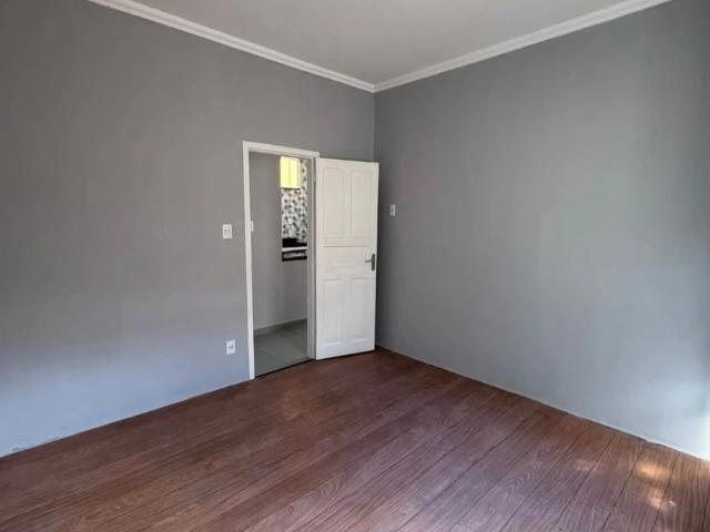 Casa / Sobrado para Locação em Nova Iguaçu/RJ Centro 2 Quartos