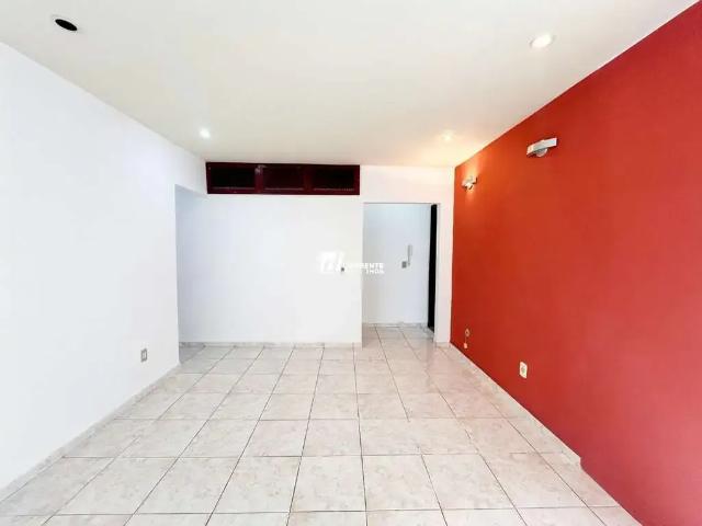 Casa / Sobrado para Locação em Nova Iguaçu/RJ Centro 2 Quartos