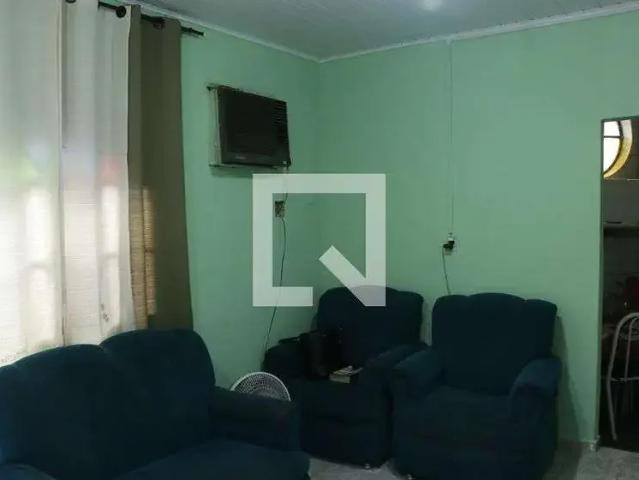 Casa / Sobrado para Locação em Nova Iguaçu/RJ Comendador Soares 2 Quartos