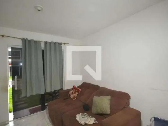 Casa / Sobrado para Locação em Nova Iguaçu/RJ Comendador Soares 2 Quartos