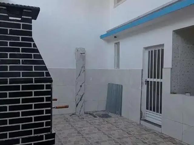 Casa / Sobrado para Locação em Nova Iguaçu/RJ Da Luz 2 Quartos