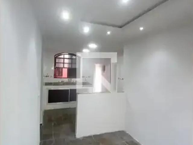 Casa / Sobrado para Locação em Nova Iguaçu/RJ Grajau 2 Quartos