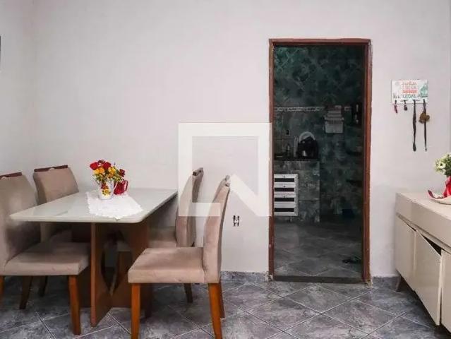 Casa / Sobrado para Locação em Nova Iguaçu/RJ Jardim Alvorada 3 Quartos