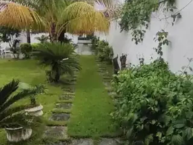Casa / Sobrado para Locação em Nova Iguaçu/RJ Metrópole 11 Quartos