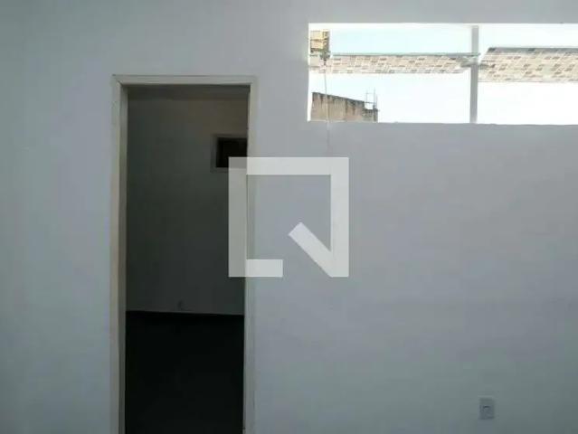 Casa / Sobrado para Locação em Nova Iguaçu/RJ Nova América 2 Quartos