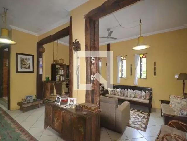 Casa / Sobrado para Locação em Nova Iguaçu/RJ Parque Horizonte 4 Quartos