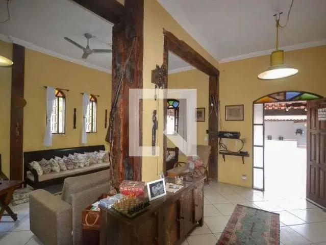 Casa / Sobrado para Locação em Nova Iguaçu/RJ Parque Horizonte 4 Quartos