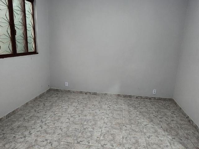 Casa / Sobrado para Locação em Nova Iguaçu/RJ São Geraldo 2 Quartos