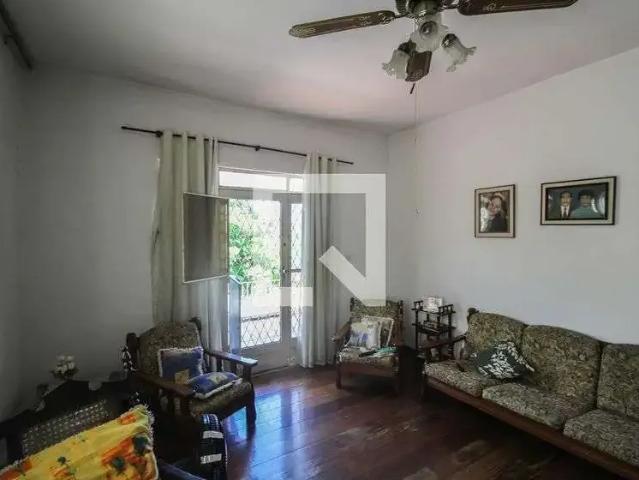Casa / Sobrado para Locação em Nova Iguaçu/RJ São Francisco Xavier 2 Quartos