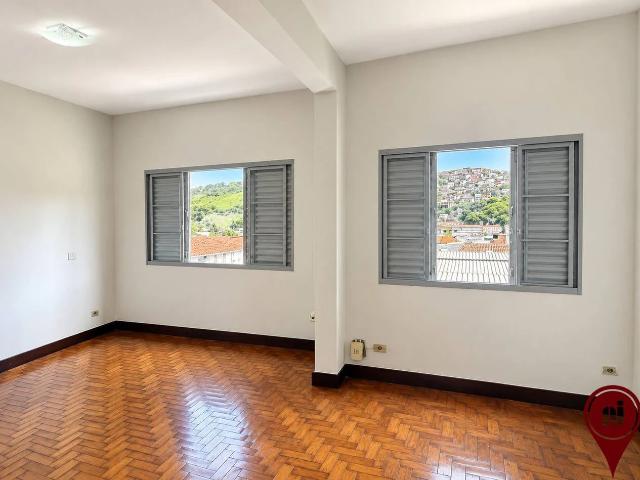 Casa / Sobrado para Locação em Nova Lima/MG Centro 4 Quartos