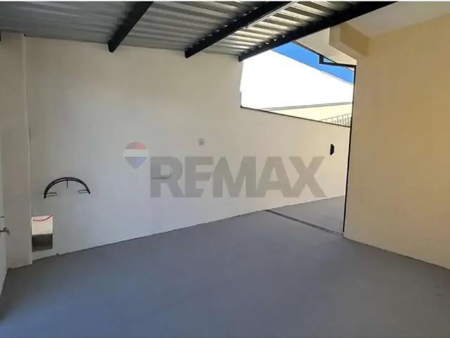 Casa / Sobrado para Locação em Nova Odessa/SP Jardim Campos Verdes 3 Quartos
