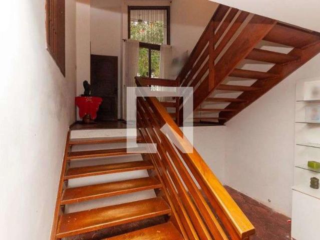 Casa / Sobrado para Locação em Novo Hamburgo/RS Mauá 4 Quartos