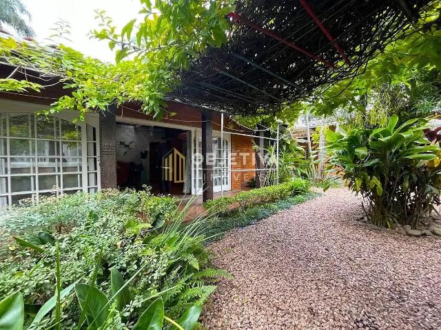 Casa / Sobrado para Locação em Novo Hamburgo/RS Boa Vista 4 Quartos