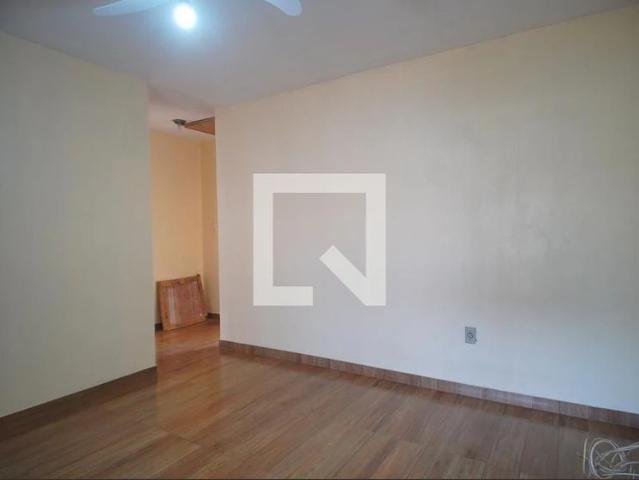 Casa / Sobrado para Locação em Novo Hamburgo/RS Canudos 2 Quartos