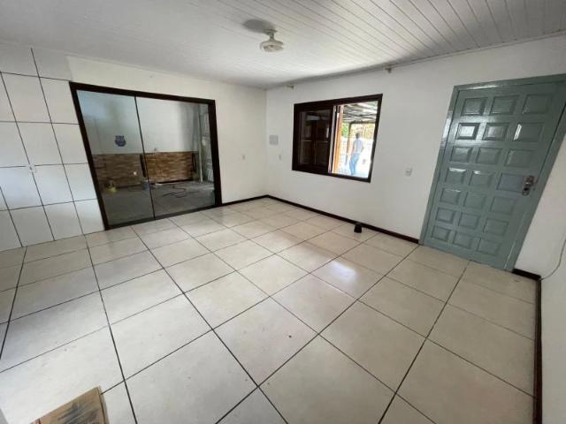 Casa / Sobrado para Locação em Novo Hamburgo/RS Ideal 2 Quartos