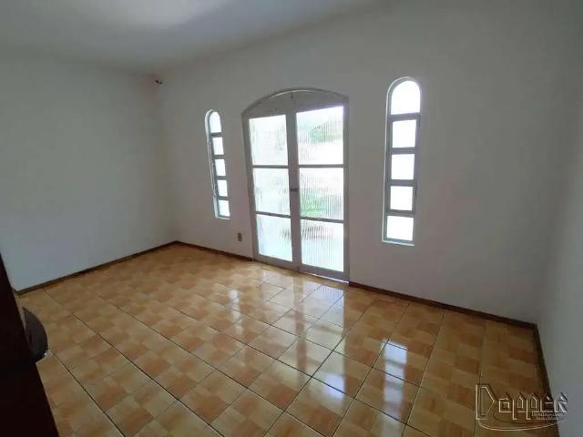 Casa / Sobrado para Locação em Novo Hamburgo/RS Ideal 2 Quartos