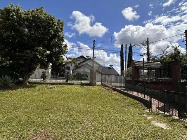 Casa / Sobrado para Locação em Novo Hamburgo/RS Ideal 5 Quartos