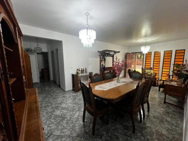 Casa / Sobrado para Locação em Novo Hamburgo/RS Ideal 5 Quartos