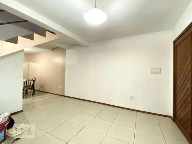 Casa / Sobrado para Locação em Novo Hamburgo/RS Rondônia 2 Quartos