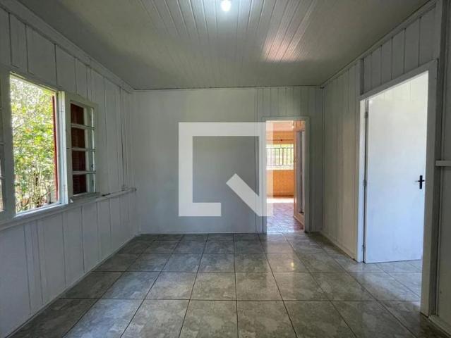 Casa / Sobrado para Locação em Novo Hamburgo/RS São Jorge 2 Quartos