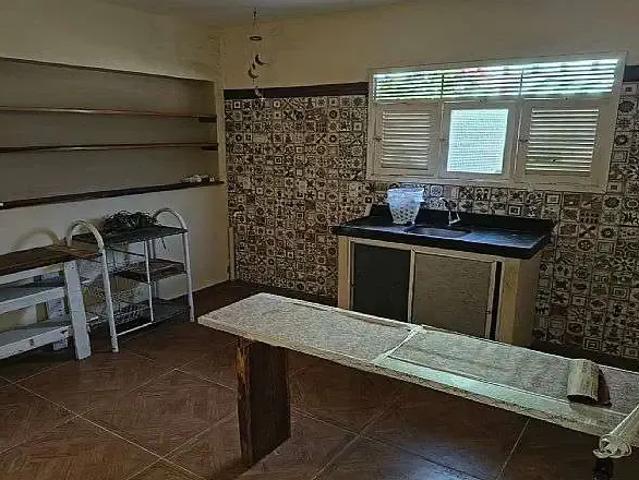 Casa / Sobrado para Locação em Natal/RN Tirol 3 Quartos