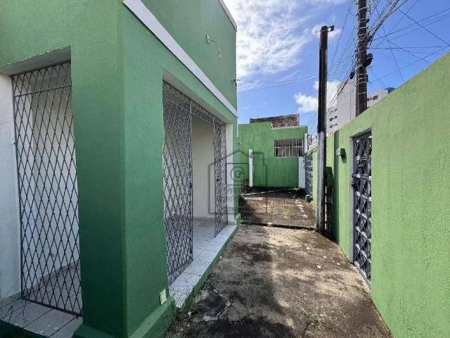 Casa / Sobrado para Locação em Natal/RN Barro Vermelho 3 Quartos