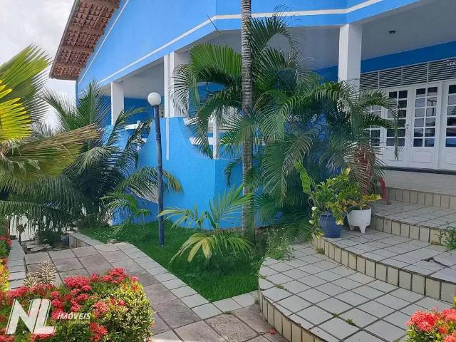 Casa / Sobrado para Locação em Natal/RN Candelária 6 Quartos