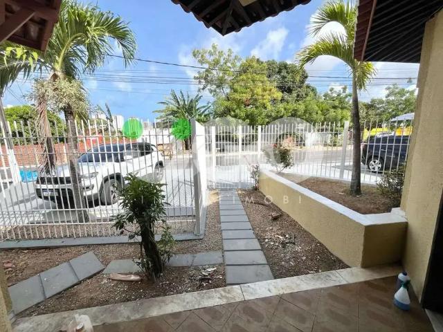 Casa / Sobrado para Locação em Natal/RN Capim Macio 4 Quartos