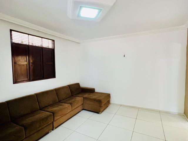 Casa / Sobrado para Locação em Natal/RN Neópolis 4 Quartos