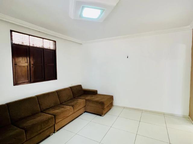 Casa / Sobrado para Locação em Natal/RN Neópolis 4 Quartos
