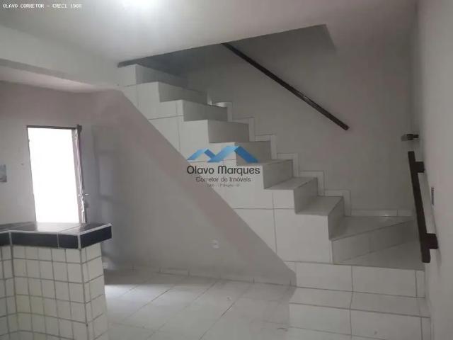 Casa / Sobrado para Locação em Natal/RN Ponta Negra 2 Quartos