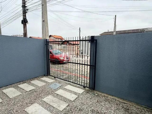 Casa / Sobrado para Locação em Navegantes/SC Meia Praia 2 Quartos