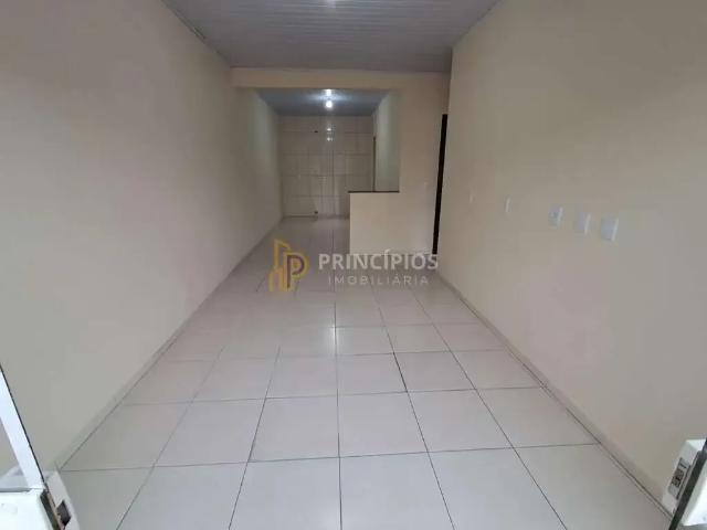 Casa / Sobrado para Locação em Navegantes/SC Centro 2 Quartos