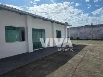 Casa / Sobrado para Locação em Navegantes/SC Centro 2 Quartos