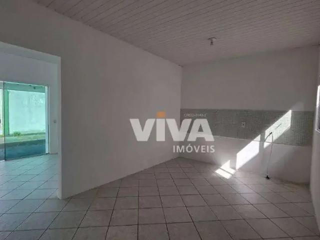 Casa / Sobrado para Locação em Navegantes/SC Centro 2 Quartos
