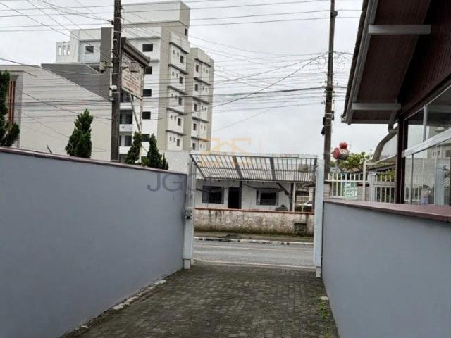 Casa / Sobrado para Locação em Navegantes/SC Gravata 2 Quartos