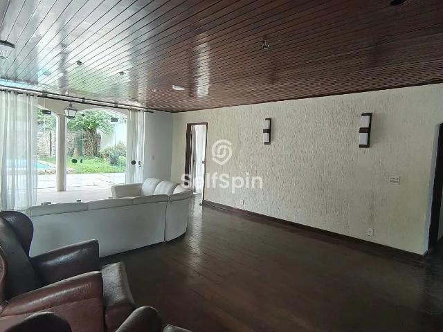 Casa / Sobrado para Locação em Niterói/RJ Maria Paula 4 Quartos