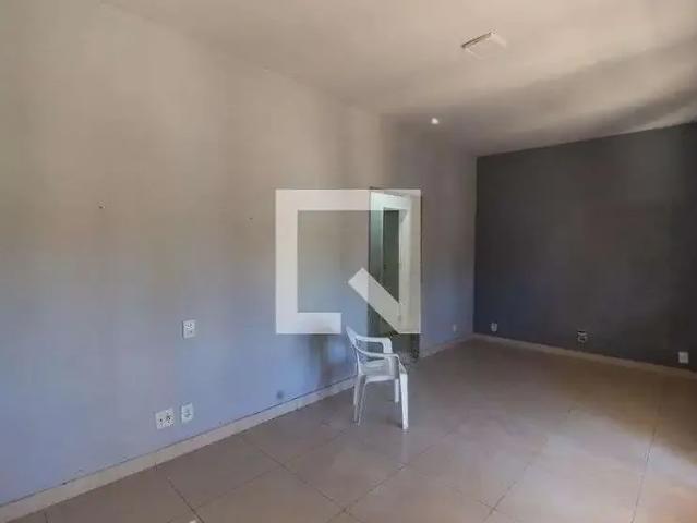 Casa / Sobrado para Locação em Niterói/RJ Barreto 2 Quartos