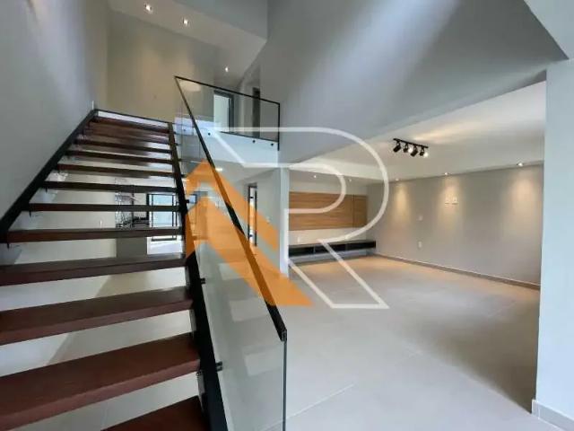 Casa / Sobrado para Locação em Niterói/RJ Camboinhas 7 Quartos