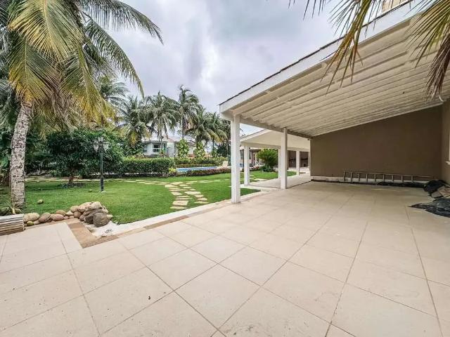 Casa / Sobrado para Locação em Niterói/RJ Camboinhas 4 Quartos