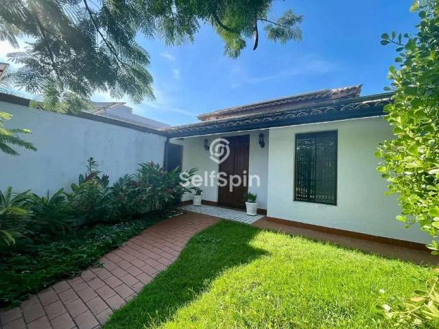 Casa / Sobrado para Locação em Niterói/RJ Camboinhas 5 Quartos