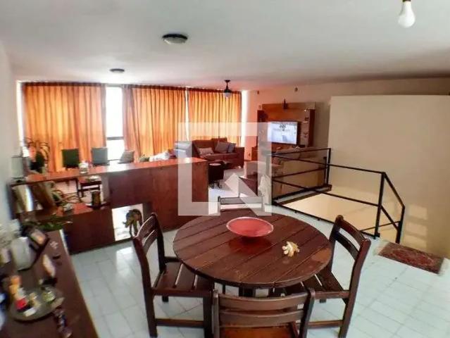 Casa / Sobrado para Locação em Niterói/RJ Centro 5 Quartos