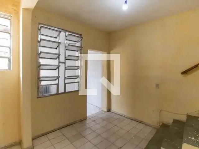 Casa / Sobrado para Locação em Niterói/RJ Fonseca 1 Quartos